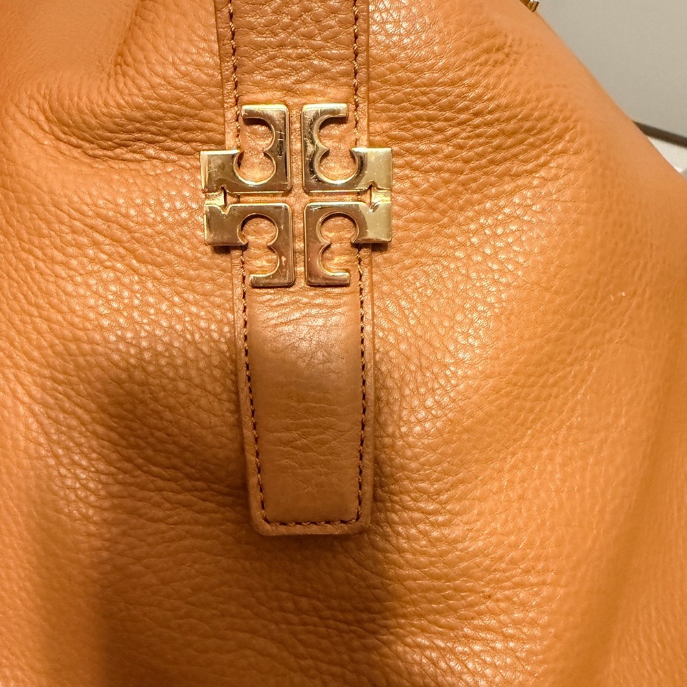 Tory Burch Tan Leather Shoulder Bag - Classic Tote - Picture 8 of 16